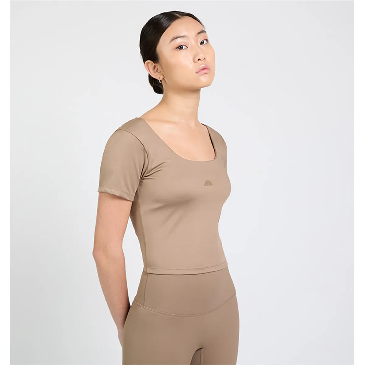 ELLESSE - POLERA MUJER ELLESSE ILO ARENA