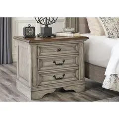 ASHLEY - Velador Lodenbay 3 cajones