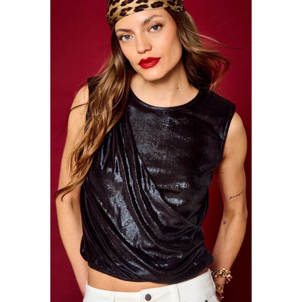 IO - Polera Fantasia Mujer Negro Io