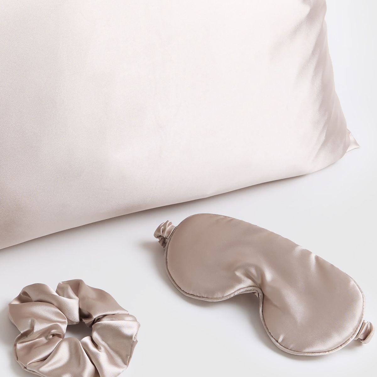 LOUNGE - Set Para Dormir Self Care LOUNGE