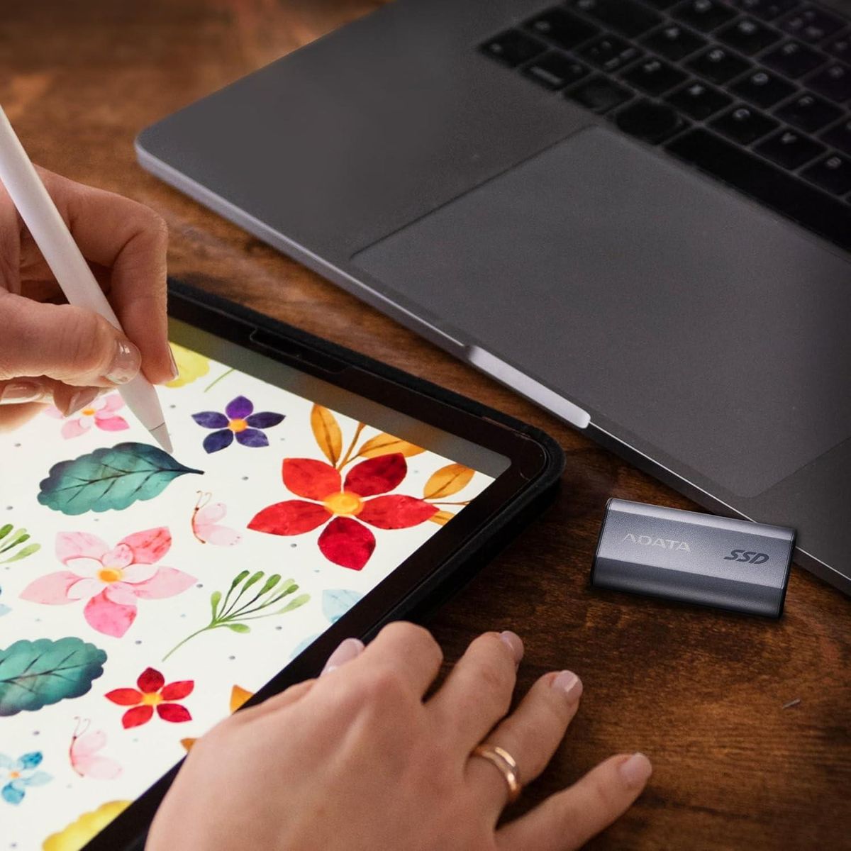 ADATA - Disco externo SSD SC750 1TB USB-C (PC,Xbox,PS5)