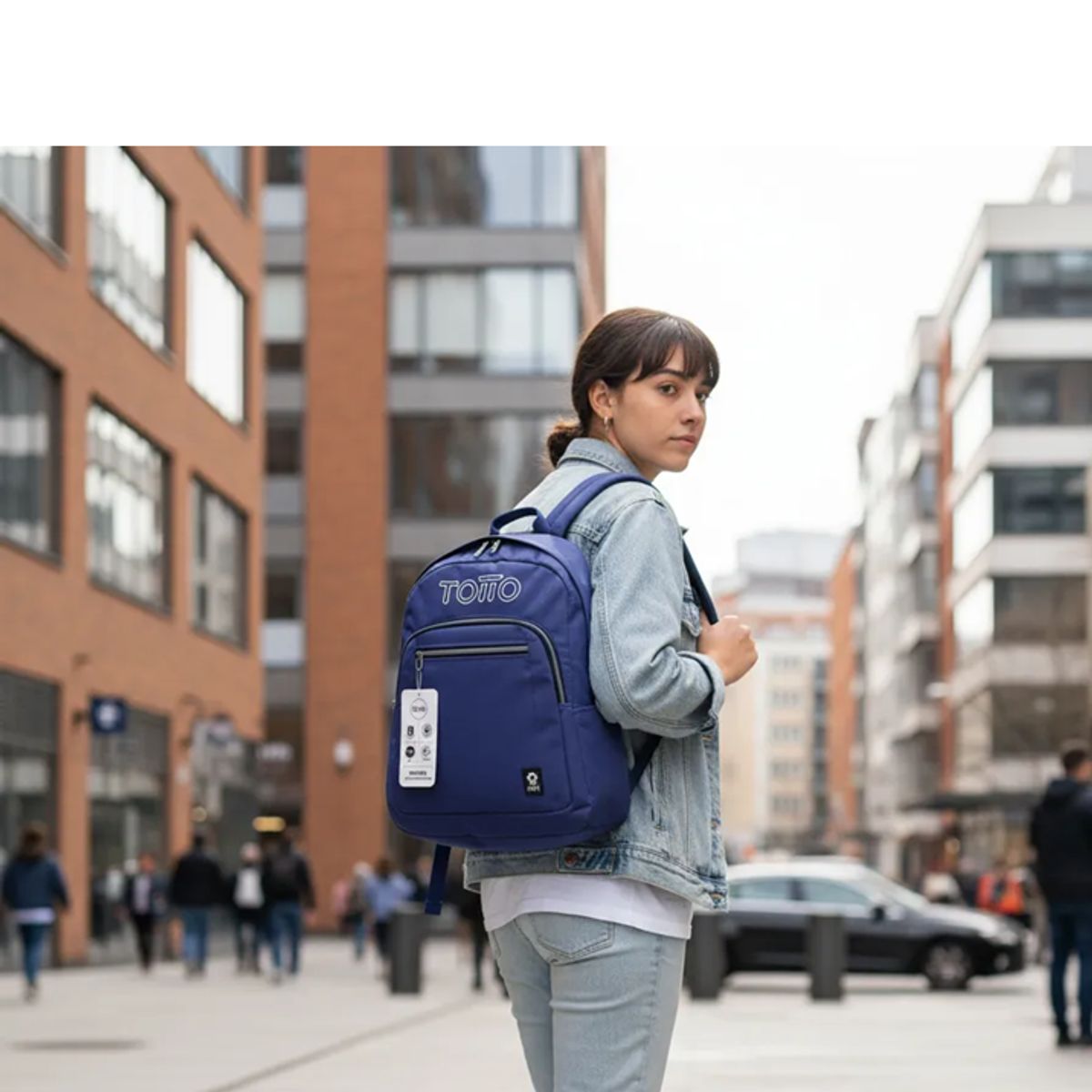 TOTTO - Mochila Urbana Totto Acuarela 20l Compacta Y Moderna