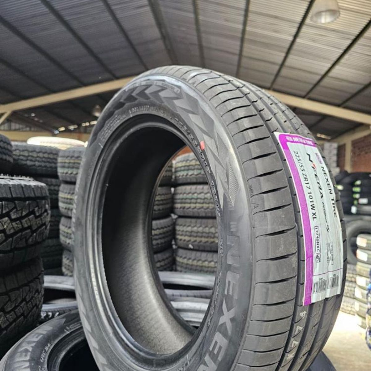 NEXEN - Neumatico 22555 r17 Nexen NF Primus QX 101W XL