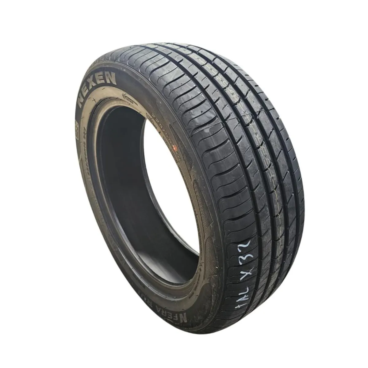 NEXEN - Neumatico 22555 r18 Nexen NF RU1 98V