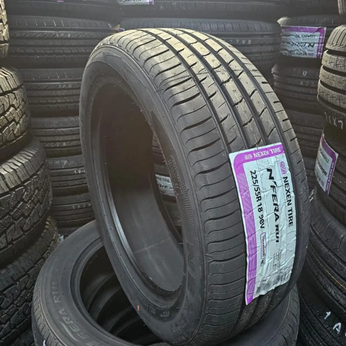 NEXEN - Neumatico 22555 r18 Nexen NF RU1 98V