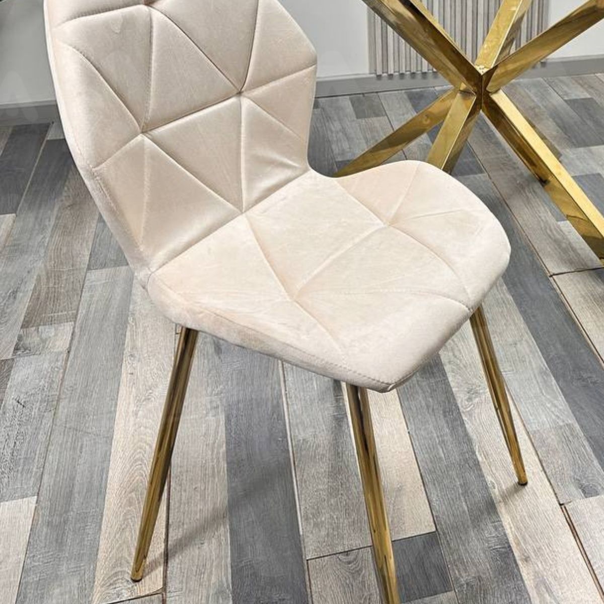 HABITA2 CHILE - Pack 2 Silla de comedor aviador gold