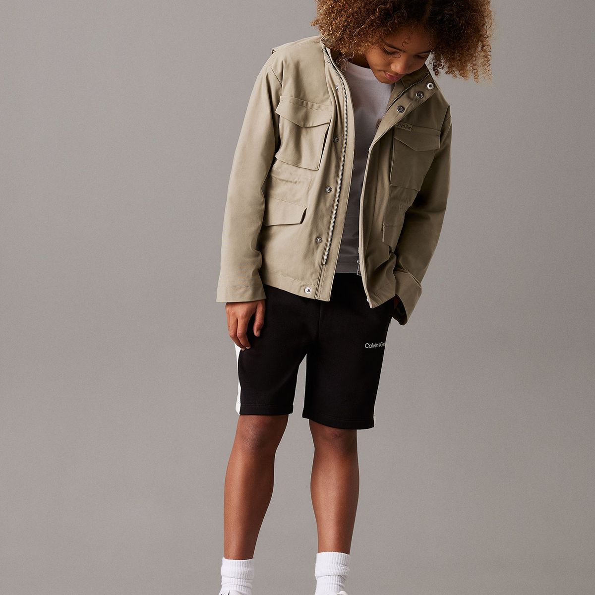 CALVIN KLEIN - Short Niño Color Block Relaxed Negro Calvin Klein