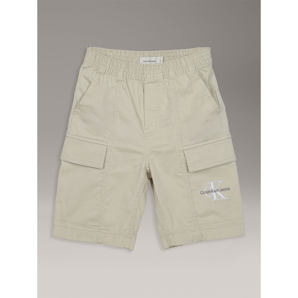 CALVIN KLEIN - Short Niño Cargo Essential Beige Calvin Klein