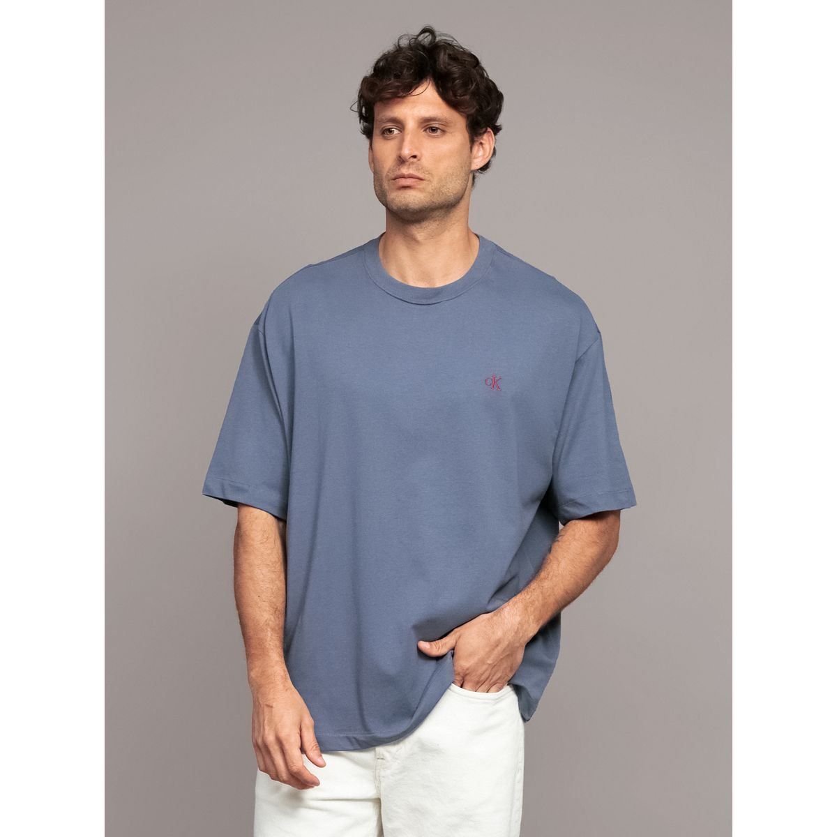 CALVIN KLEIN - Polera Relaxed con Monograma Archive Azul Calvin Klein