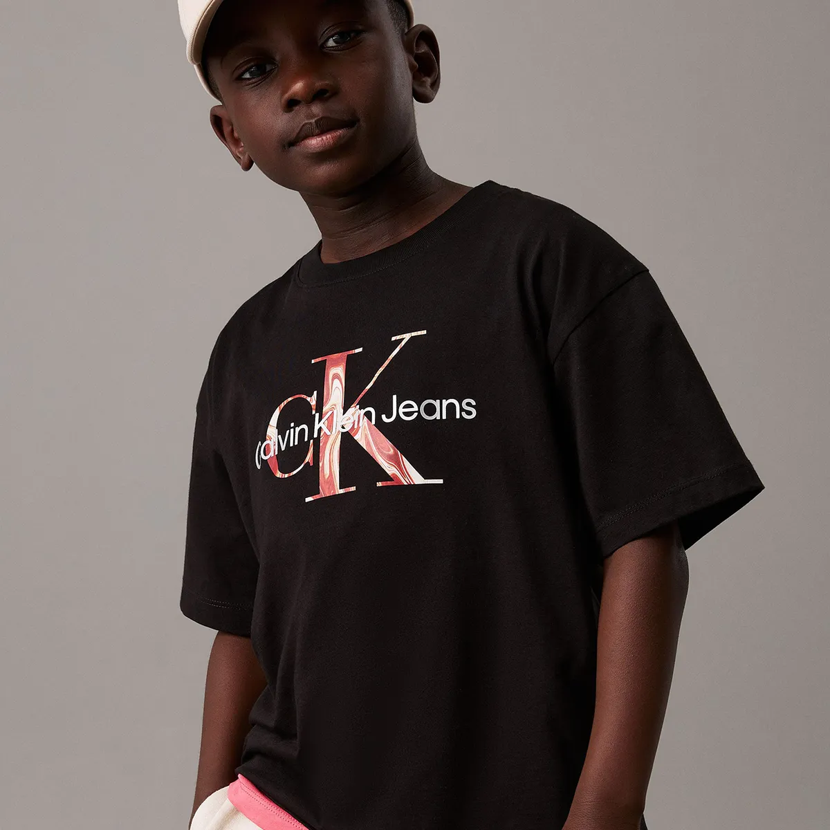 CALVIN KLEIN - Polera Niño Ocean Swirl Mono Negro Calvin Klein