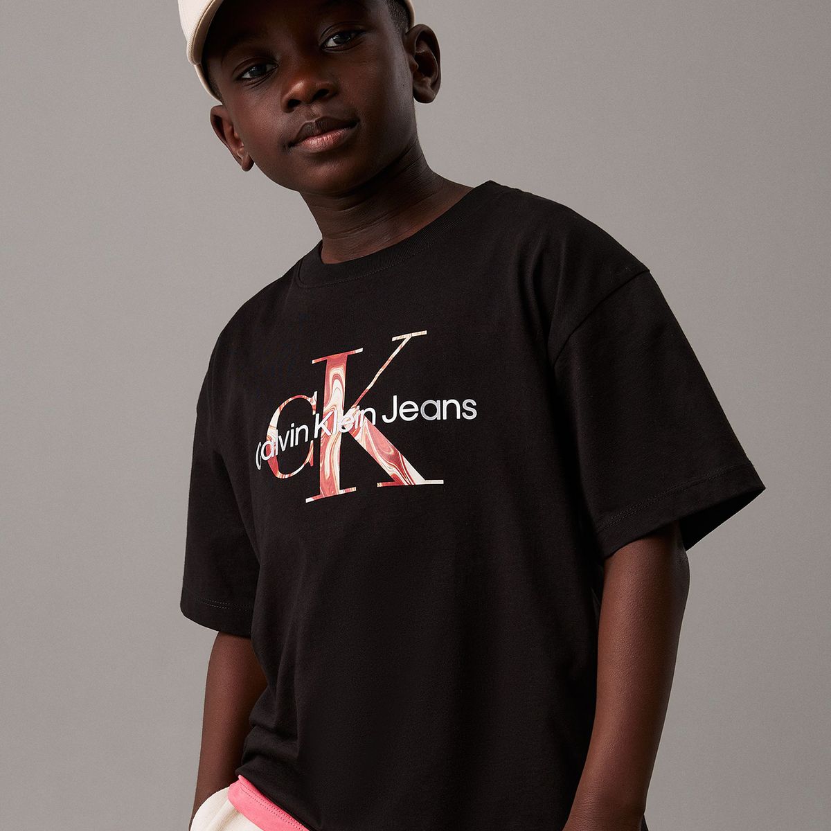 CALVIN KLEIN - Polera Niño Ocean Swirl Mono Negro Calvin Klein