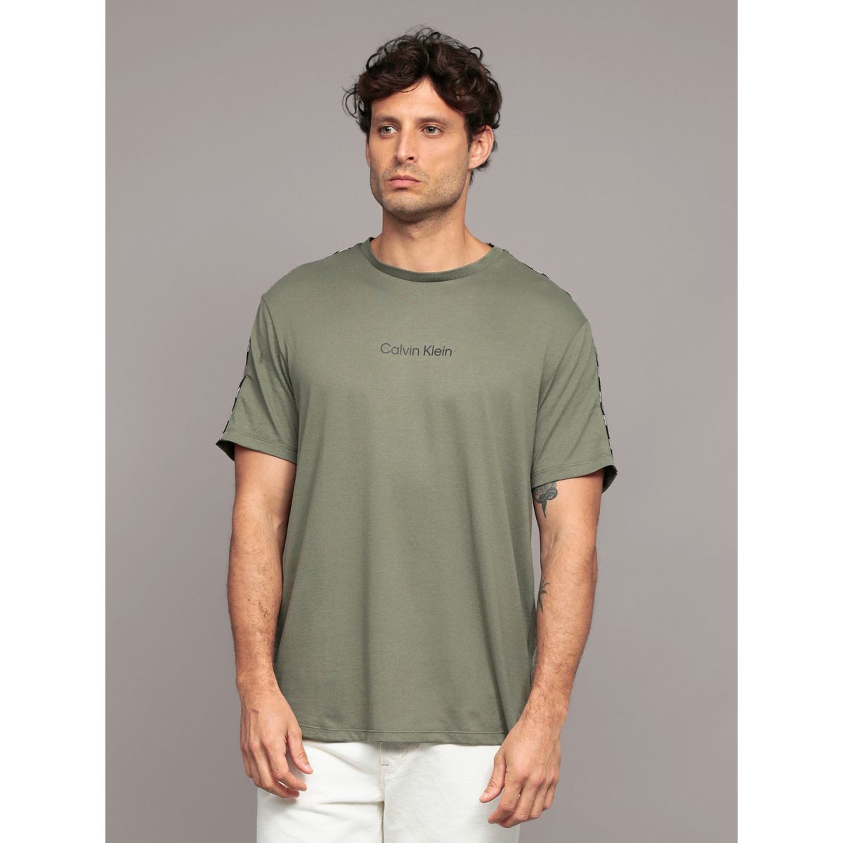 CALVIN KLEIN - Polera Logo Piping Verde Calvin Klein