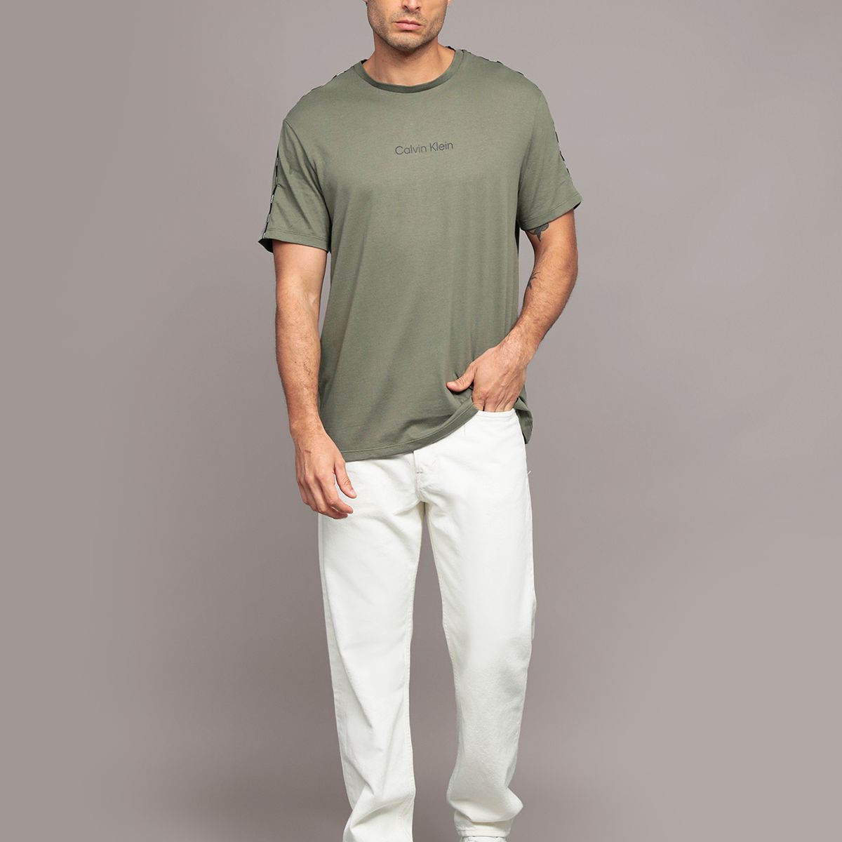 CALVIN KLEIN - Polera Logo Piping Verde Calvin Klein