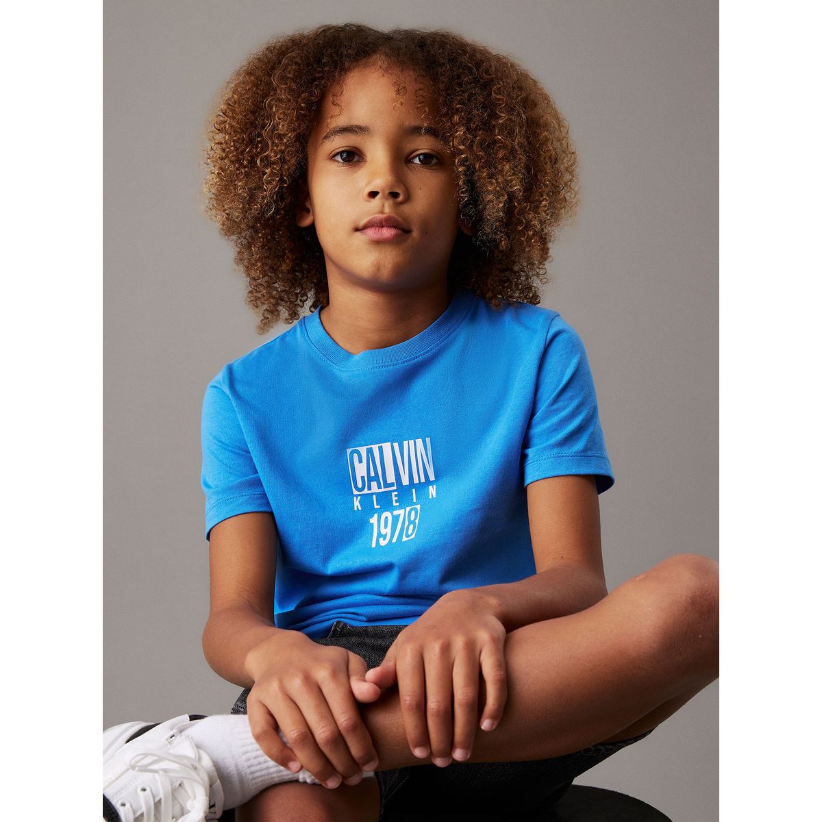 CALVIN KLEIN - Polera Niño Good Level Regular Azul Calvin Klein