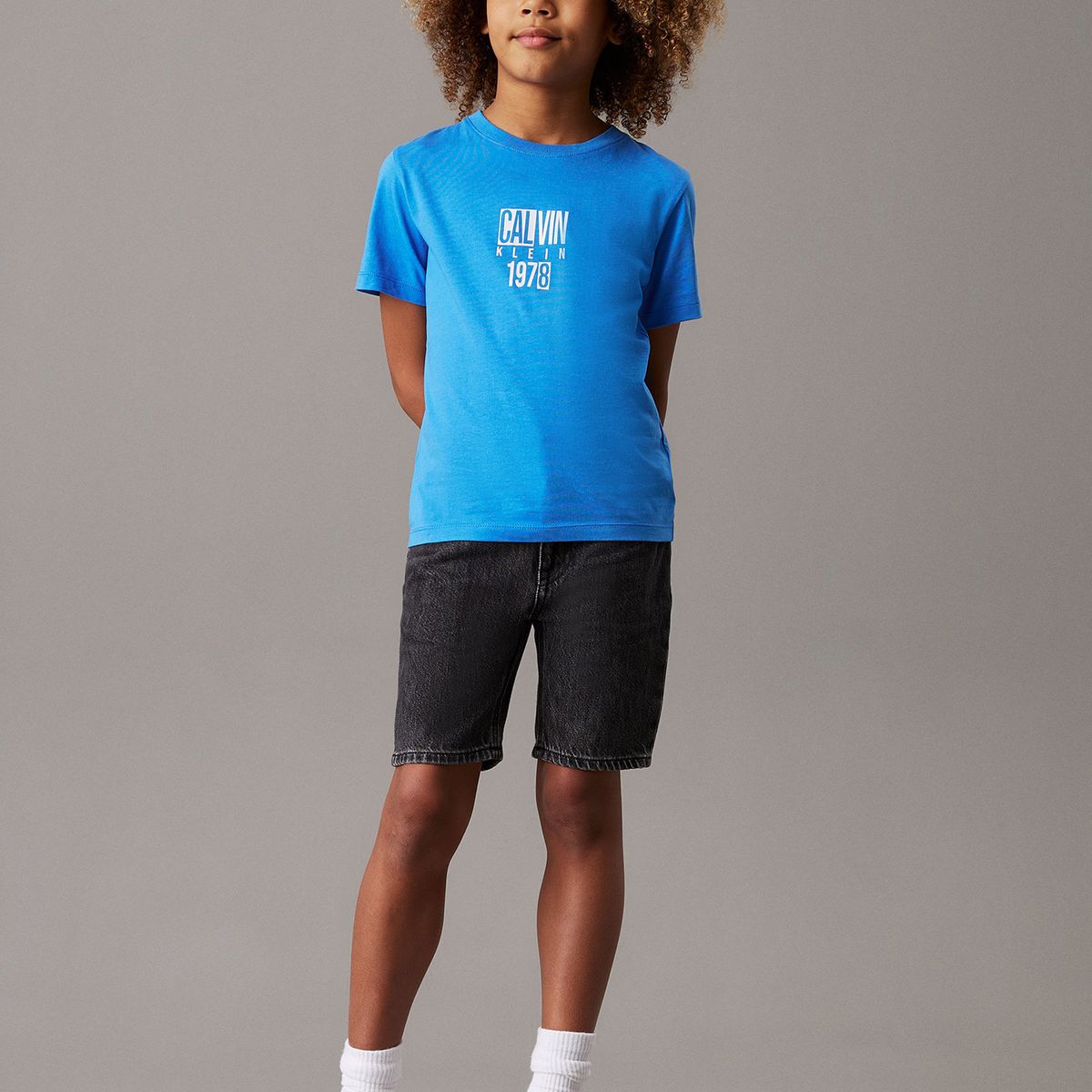 CALVIN KLEIN - Polera Niño Good Level Regular Azul Calvin Klein