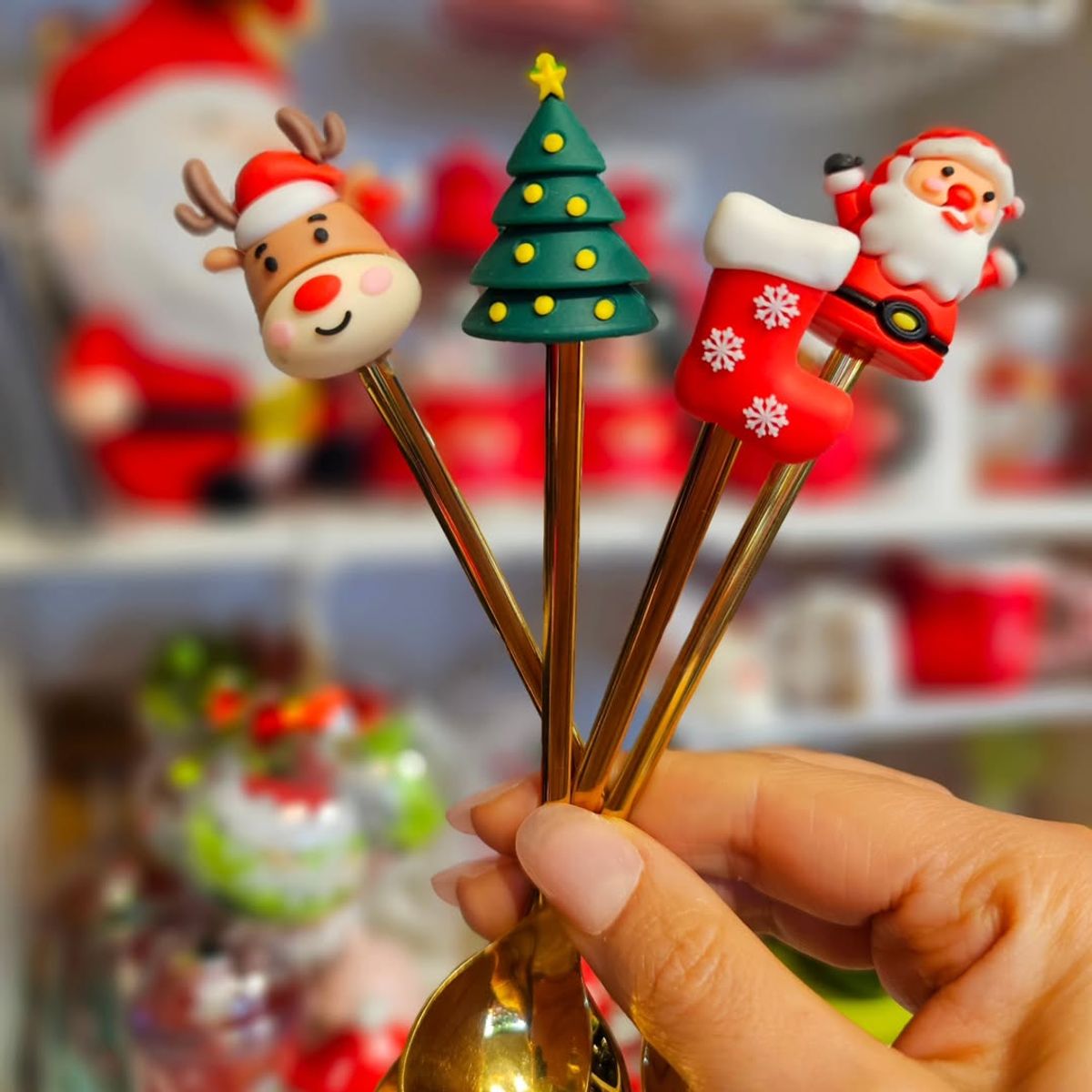 WAKESHOME - Set 4 Cubiertos Navideños Cuchara Y Tenedor Decoración Mesa Surtido