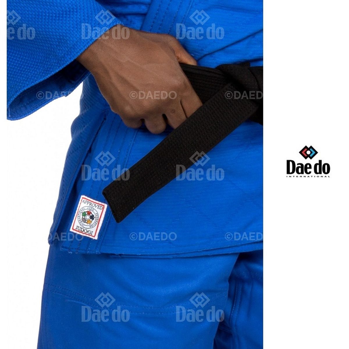 DAEDO - JUDOGI DAEDO AZUL IJF PROFESIONAL 750 GRMS.