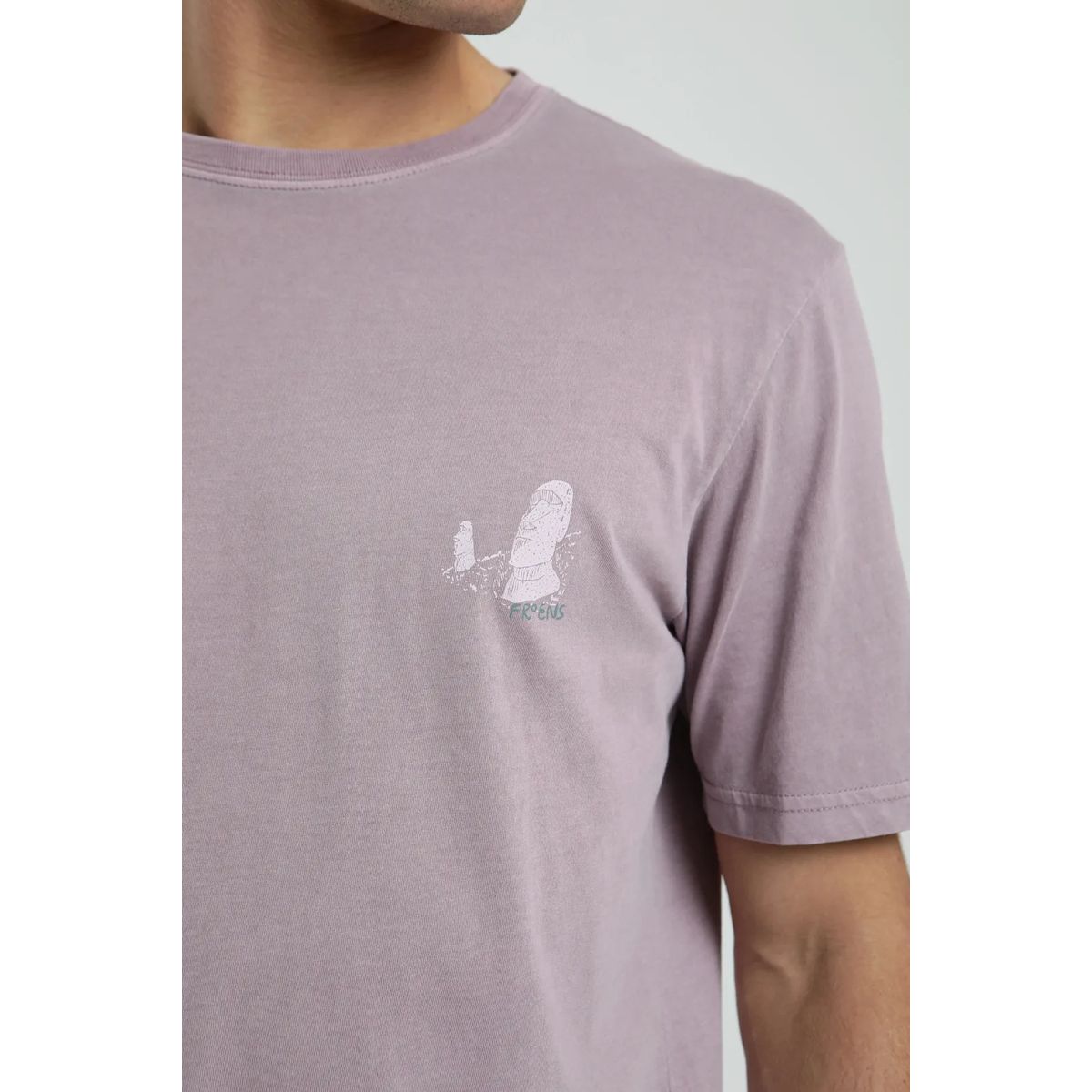 FROENS - Polera Moai Hombre Froens - Algodón Organico