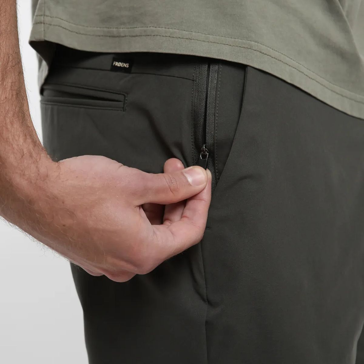 FROENS - Short Performance Hombre Froens