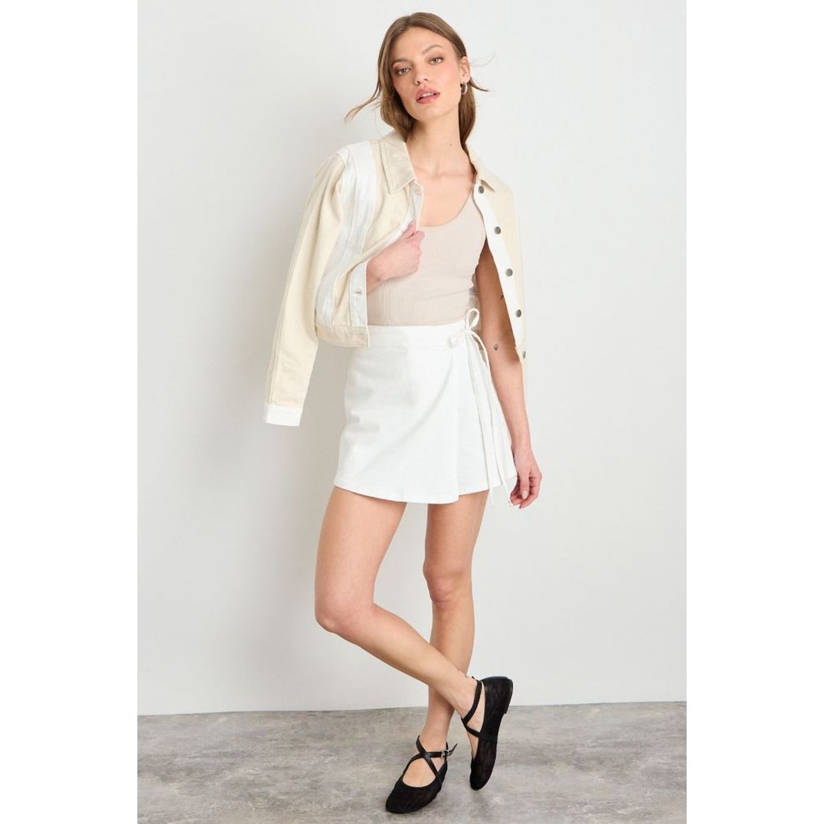 IO - Short Mezclilla Mujer Crudo Io