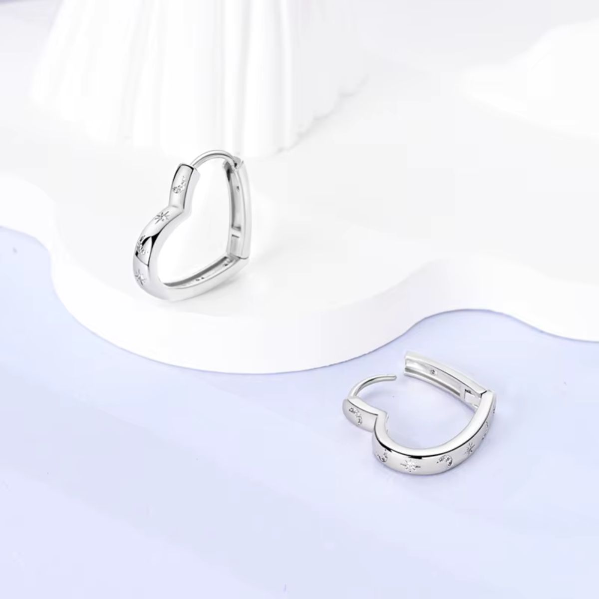 GENERICO - Aros Corazón Luna Y Estrellas Con Micro Circones