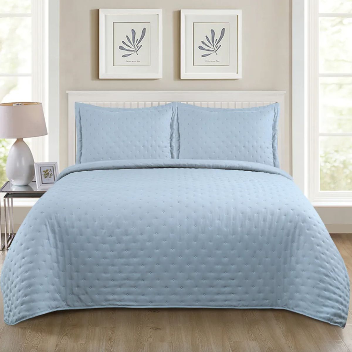 ILLUSIONS - Quilt Roma King Illusions Temporada Primevera -verano Celeste.