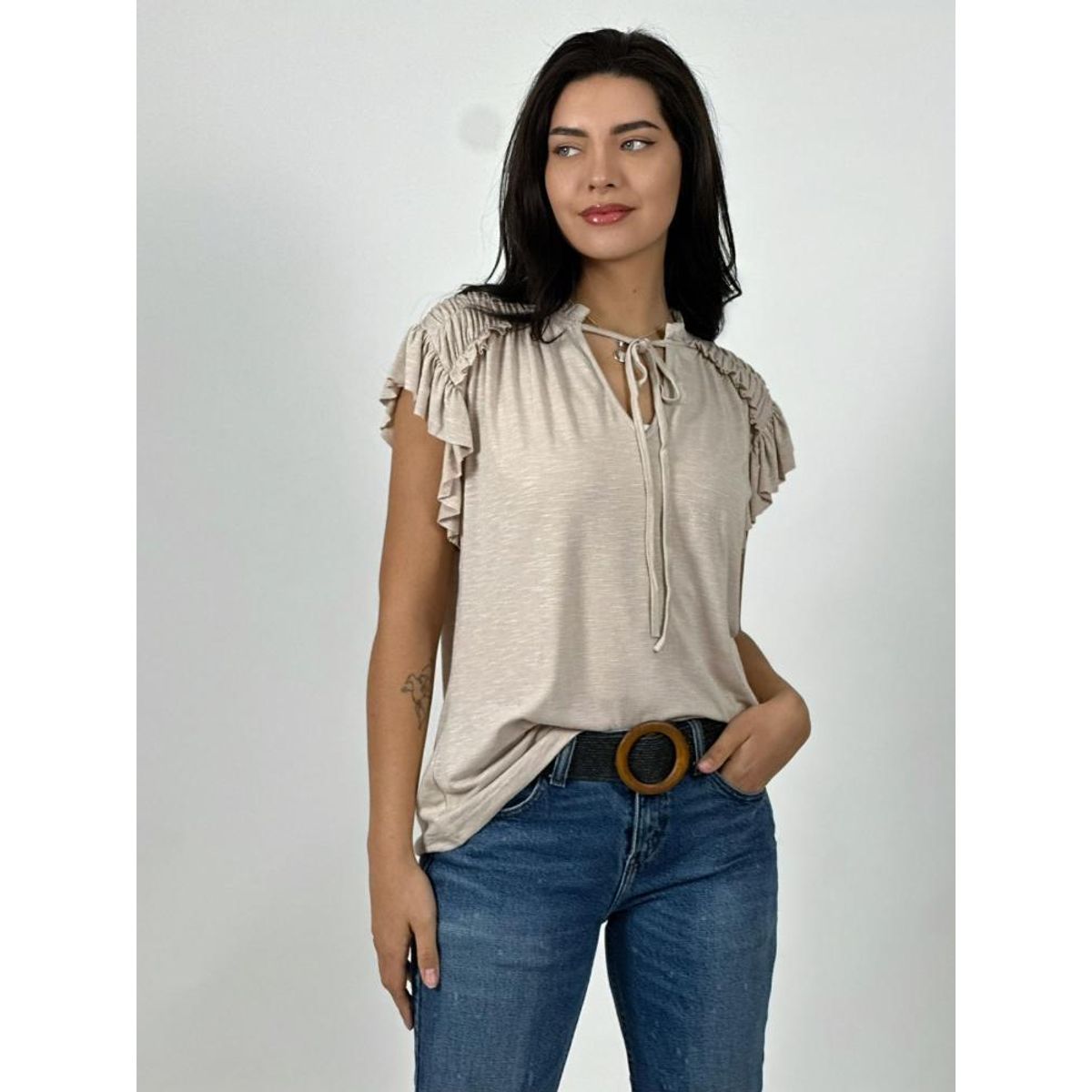 ENIGMATICA BOUTIQUE - Polera Algodón Cuello V con Faroleos