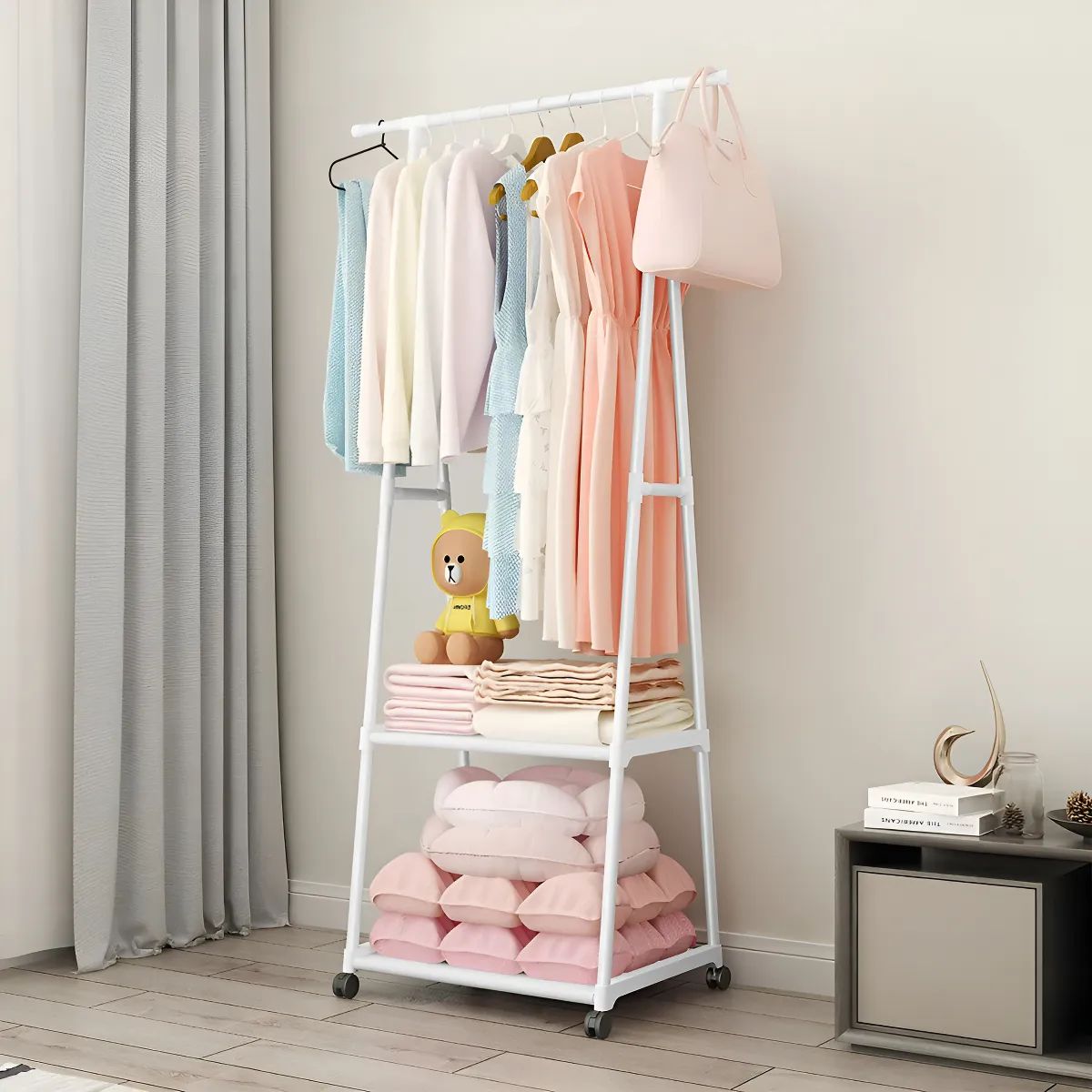 GENERICO - Perchero Para Colgar Ropa Con Ruedas Estante Triangular