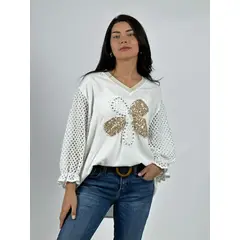 ENIGMATICA BOUTIQUE - Polera Mangas Tejidas y Flor con Brillos