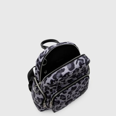 Imagen 2 del producto Mochila Victoria Light Cheeta Essentials