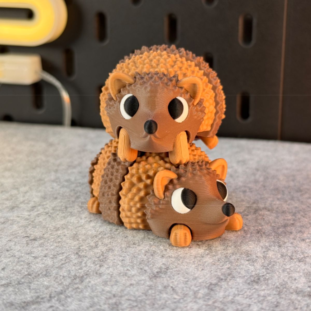 GENERICO - Figura Decorativa- Erizo Articulado