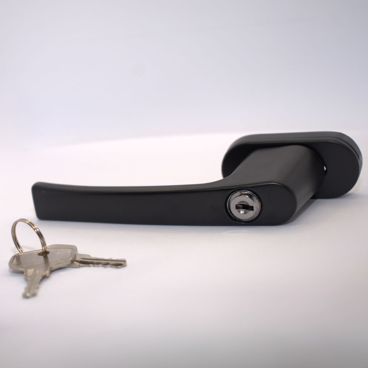 GENERICO - Manilla Cremona Recta Lisa  Con Llave  Ventana PVC y Aluminio