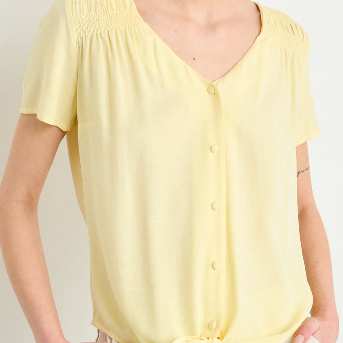 IO - Blusa Lisa Mujer Amarillo Io