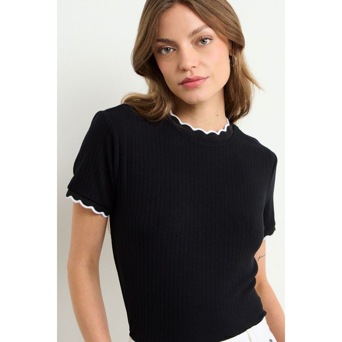 IO - Polera Mujer Negro Io