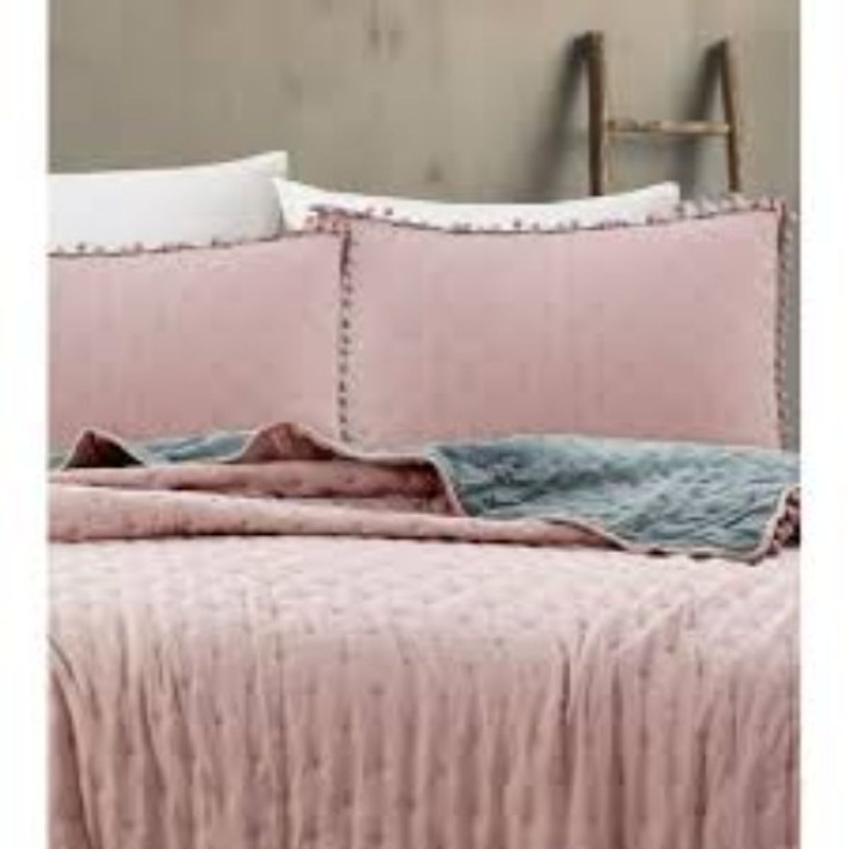 TODOHOGAR SANTIAGO DE CHILE - Cubrecamas Algodón con pom pom 1.5 plazas