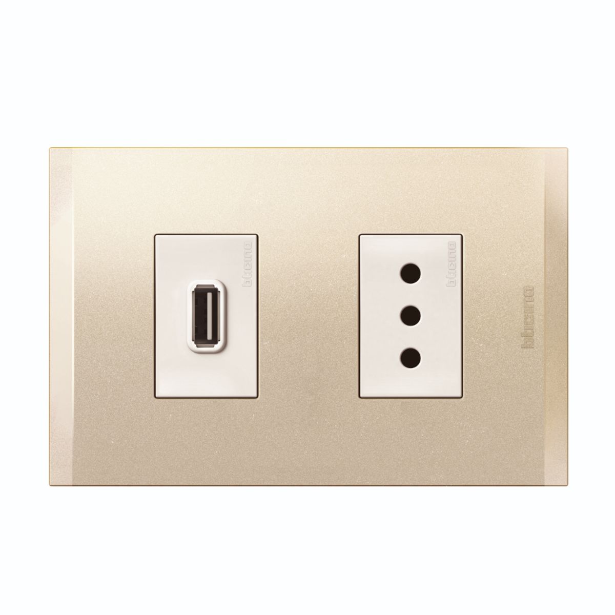 BTICINO - Cargador Usb A+ Enchufe Bticino 2P+T 10A 250V Blanco Perla Nobile.