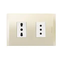BTICINO - Enchufe 2P+T 10A + Enchufe 2P+T 10-16A 250V Blanco Perla Nobile