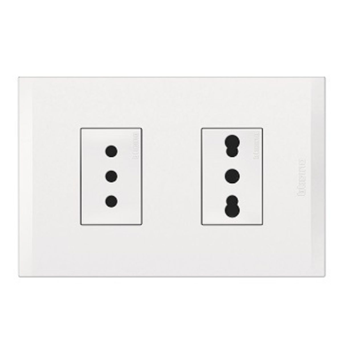 BTICINO - Enchufe Bticino 2P+T 10A + Enchufe 2P+T 10-16A 250V Blanco Nobile
