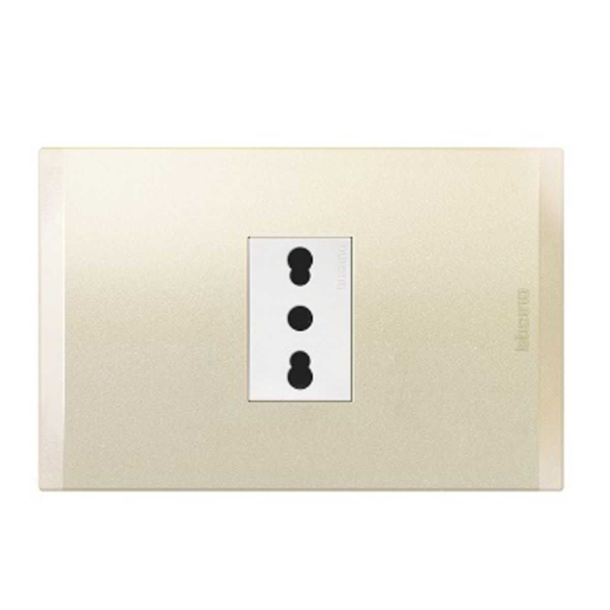 BTICINO - Enchufe Bticino 2P+T 10-16A 250V Blanco Perla Nobile