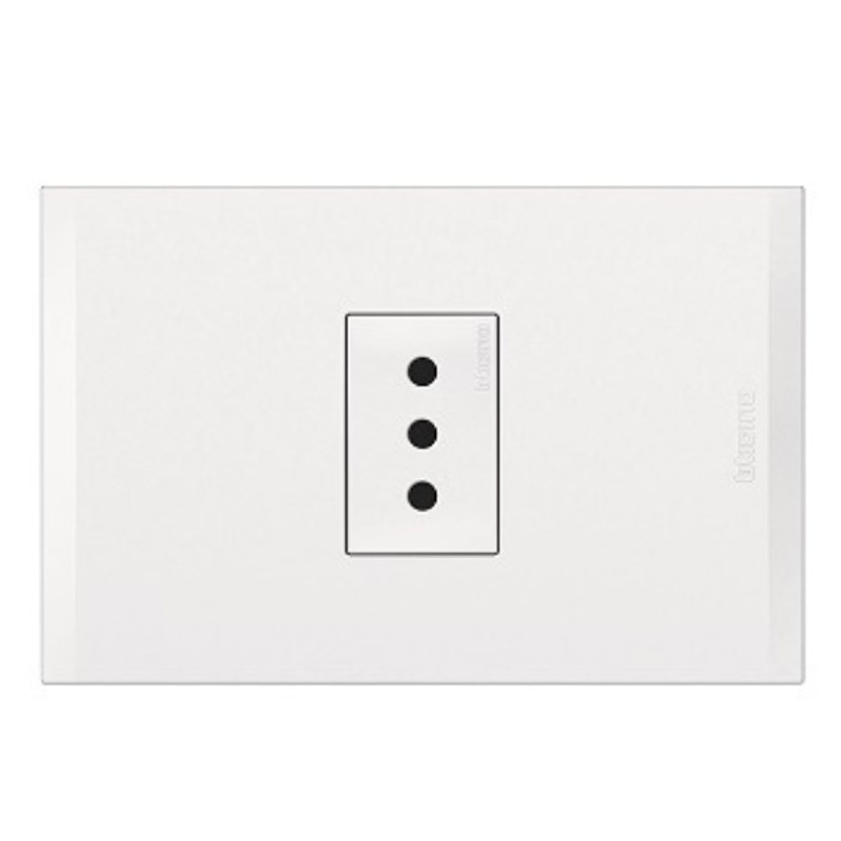 BTICINO - Enchufe Bticino 2P+T 10A 250V Blanco Nobile