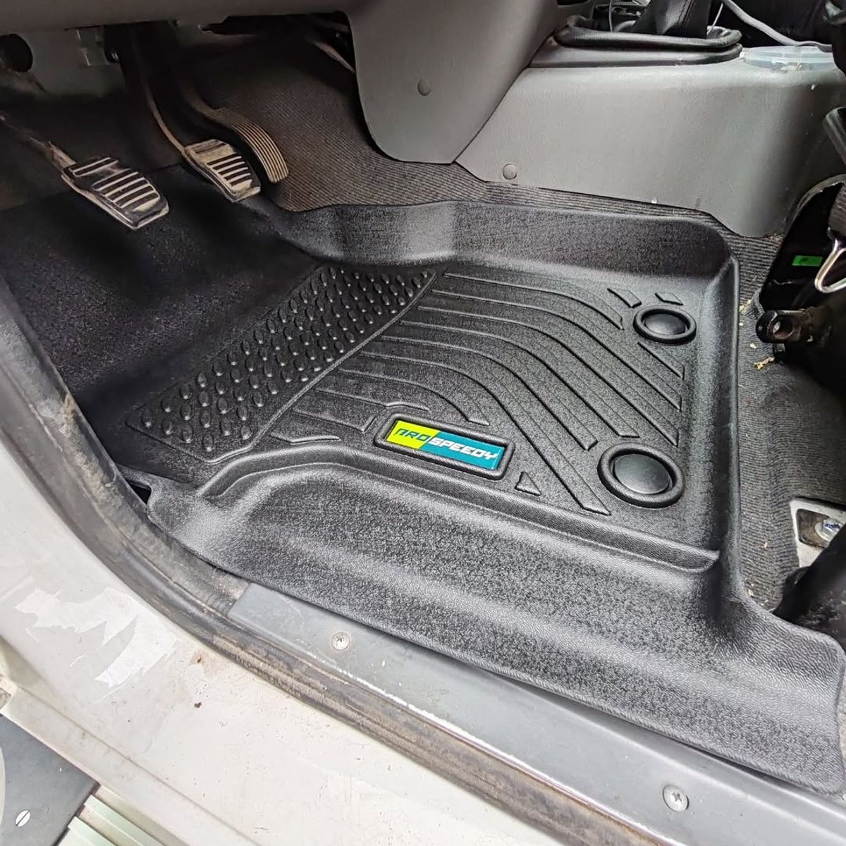 GENERICO - PISOS CALCE PERFECTO PROSPEEDY MAHINDRA PICKUP DOBLE CABINA 3PIEZAS