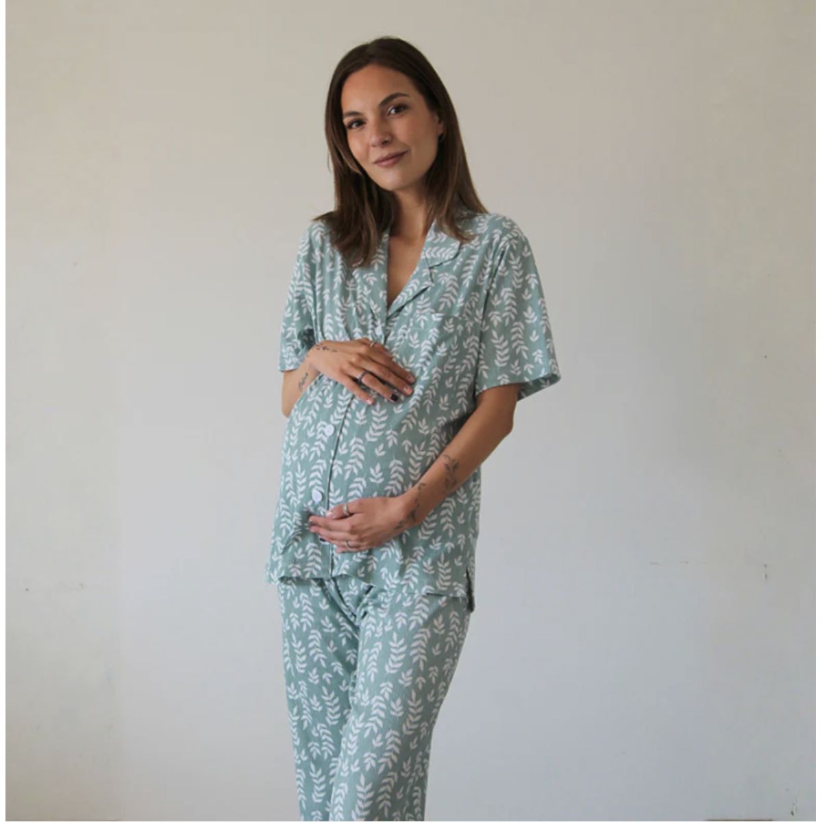 NALA - Pijama Maternal y Lactancia Camisero Hojas Verdes Nala Maternity