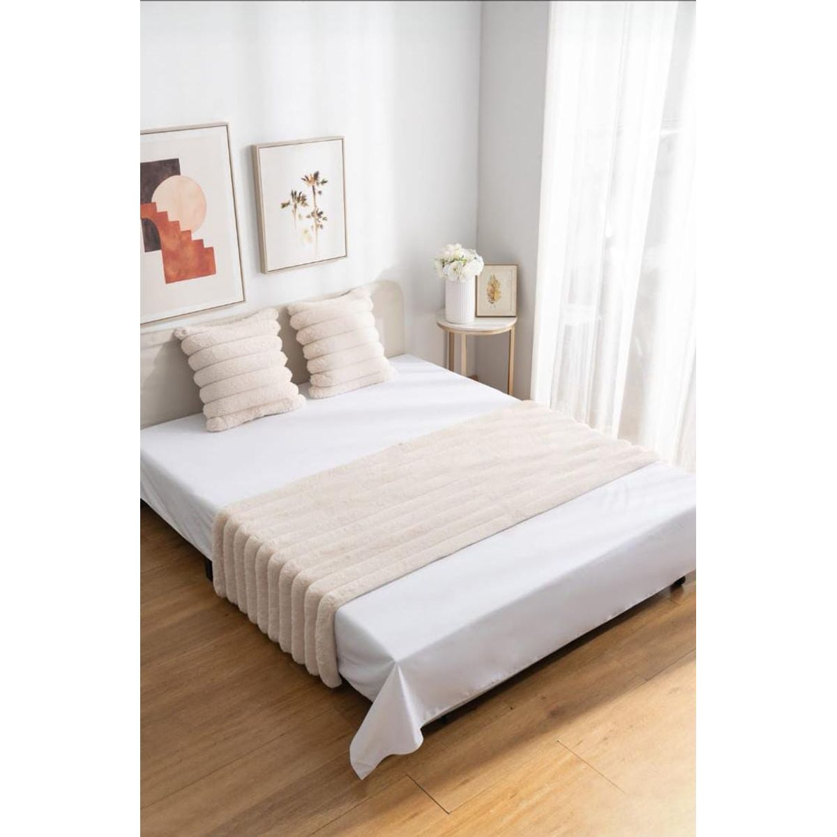 GENERICO - Piecera de Cama Decorativa Peludo + 2 Fundas de cojín  Estilo Moderno y Elegante