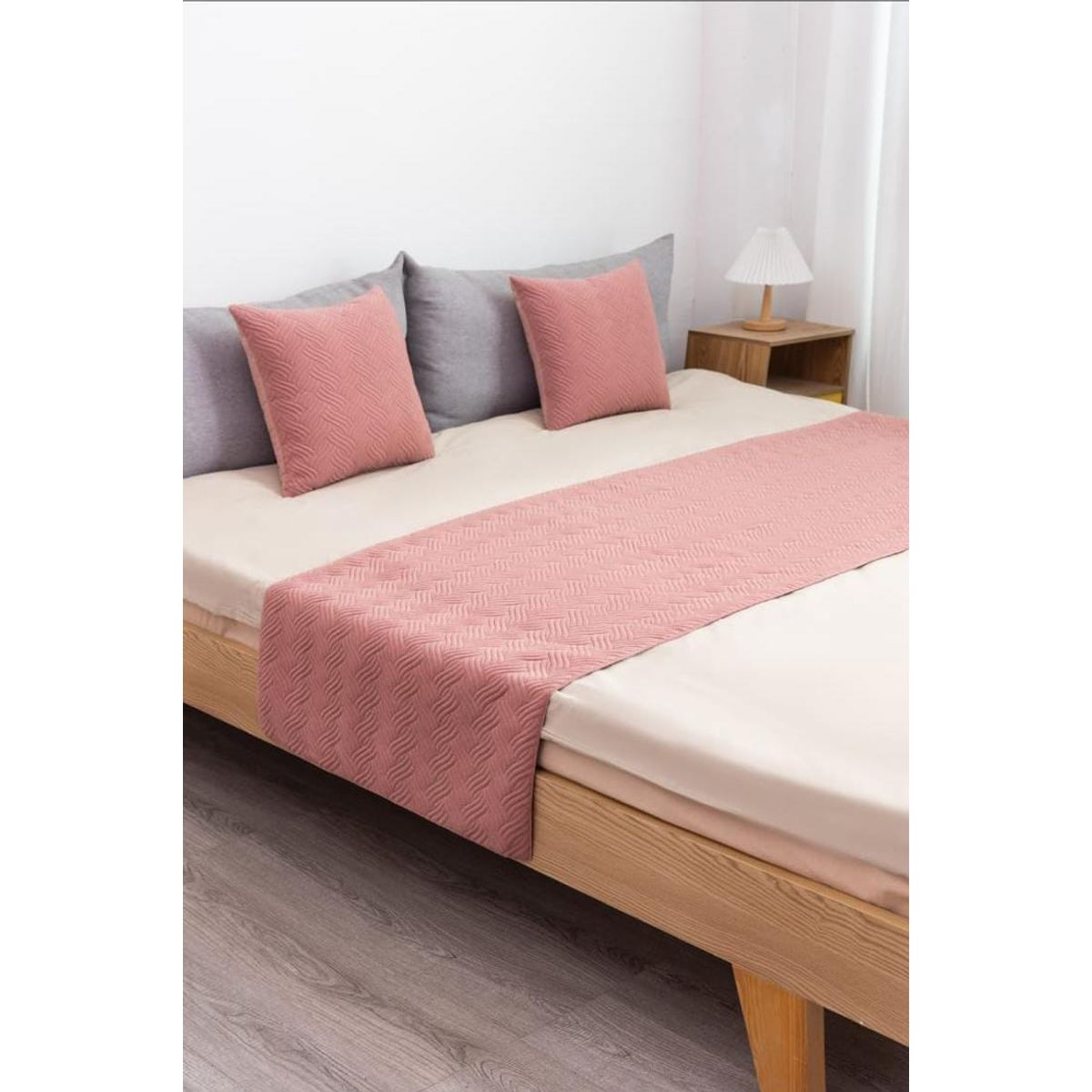 GENERICO - Piecera de Cama Decorativa Plush + 2 Fundas de Cojín  Estilo Moderno y Elegante