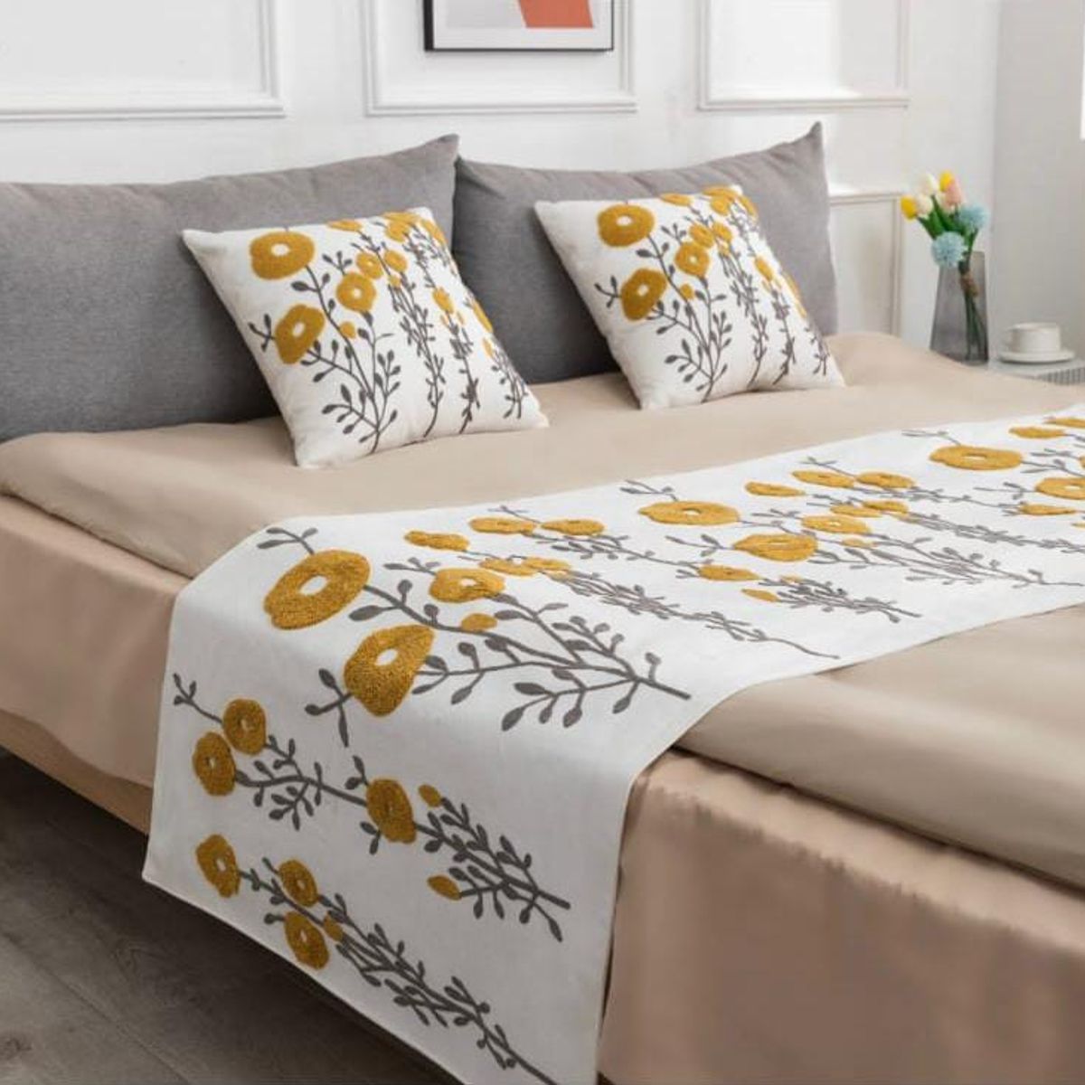 GENERICO - Piecera de Cama Decorativa + 2 Fundas de Cojín - Diseños Bordados