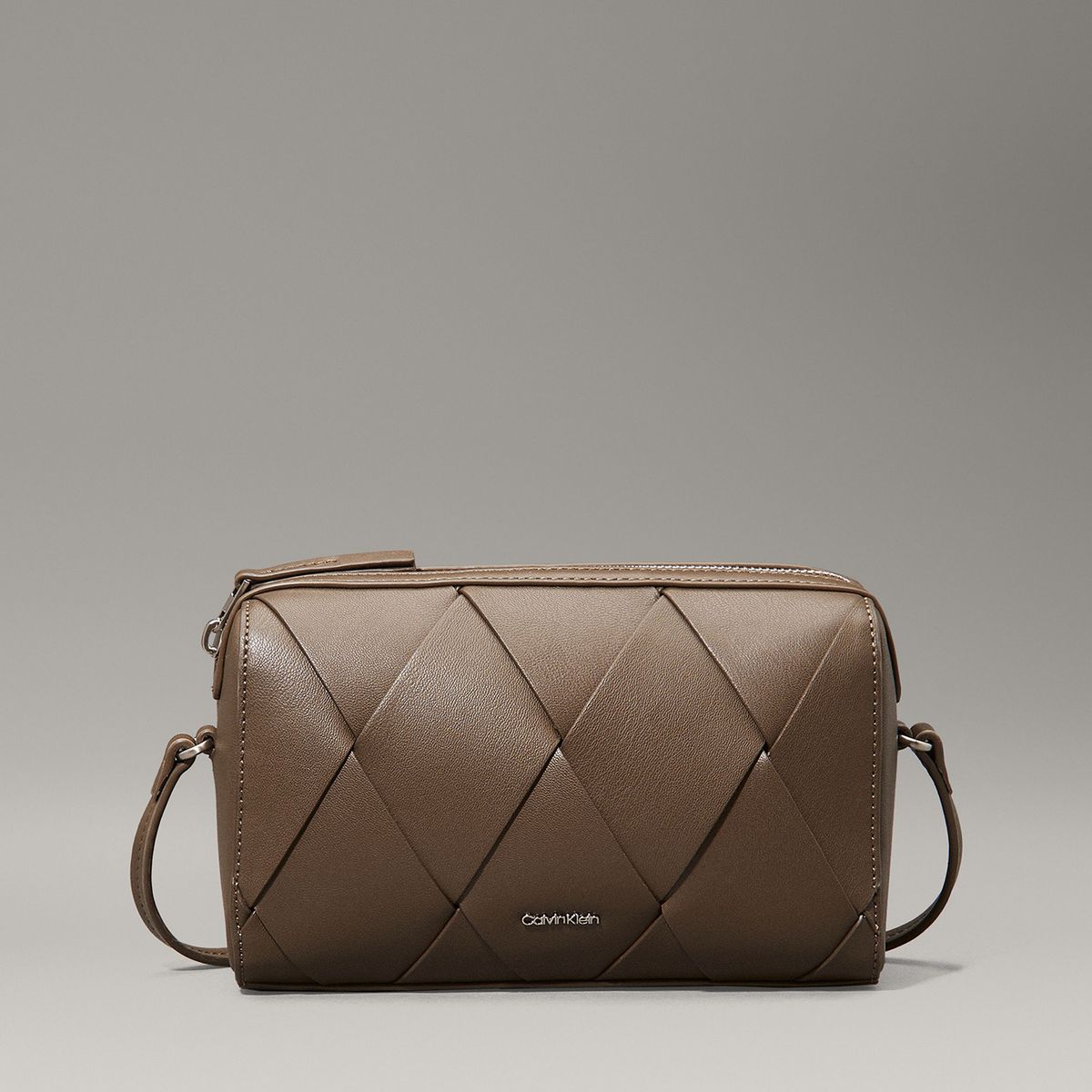 CALVIN KLEIN - Bandolera Ck Woven Cafe Calvin Klein