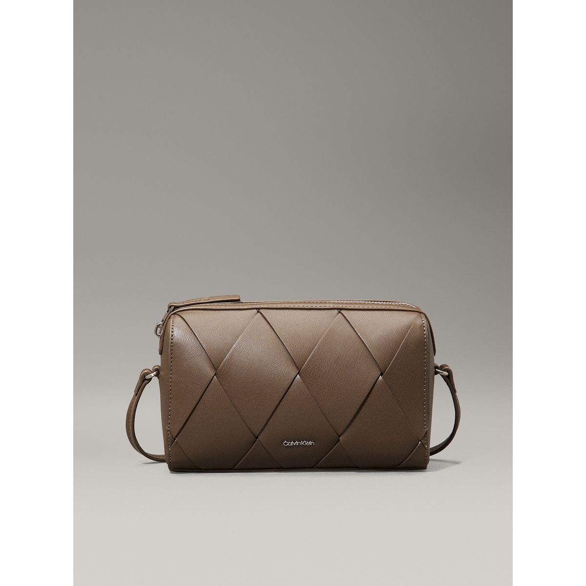 CALVIN KLEIN - Bandolera Ck Woven Cafe Calvin Klein