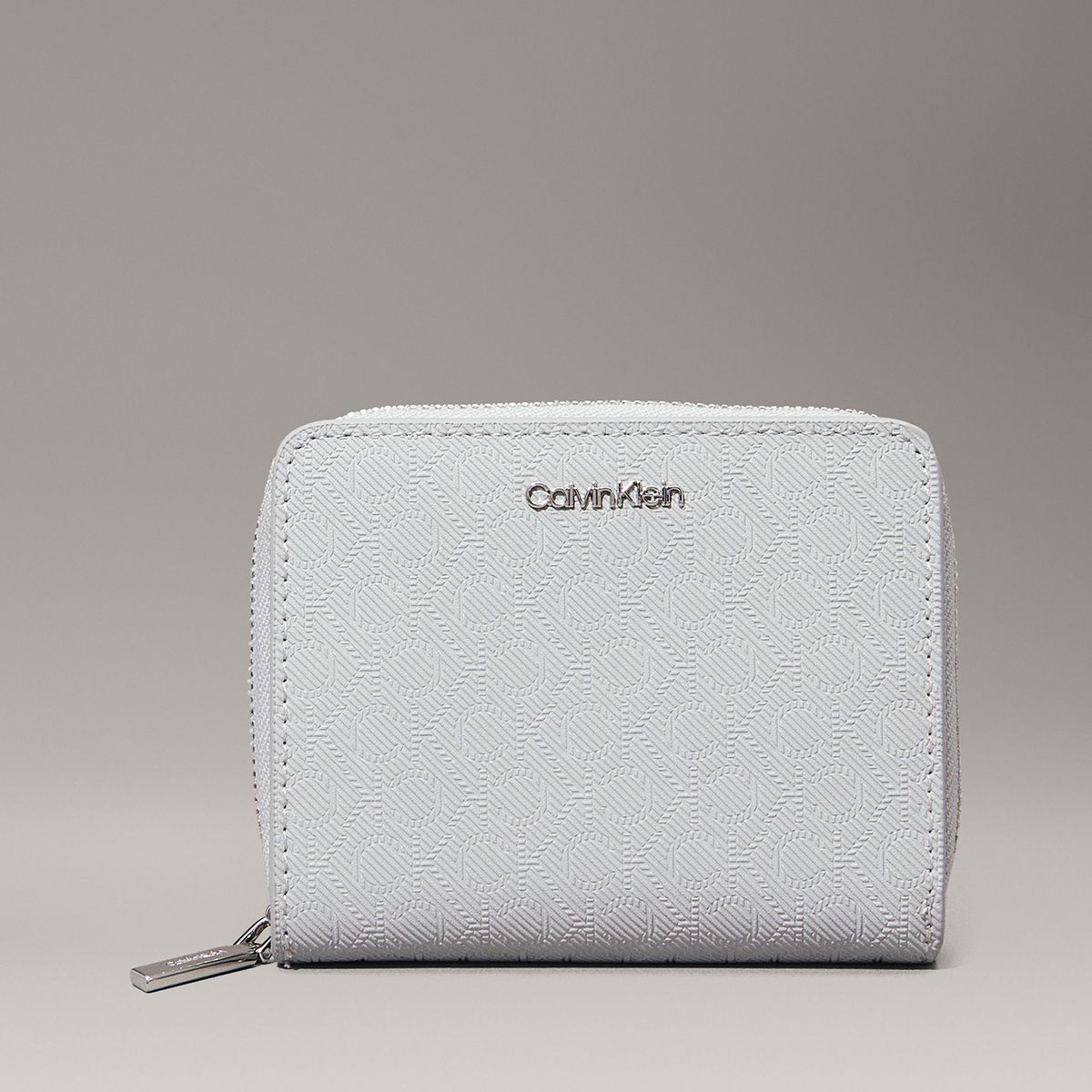 CALVIN KLEIN - Billetera Ck Must Medium Gris Calvin Klein