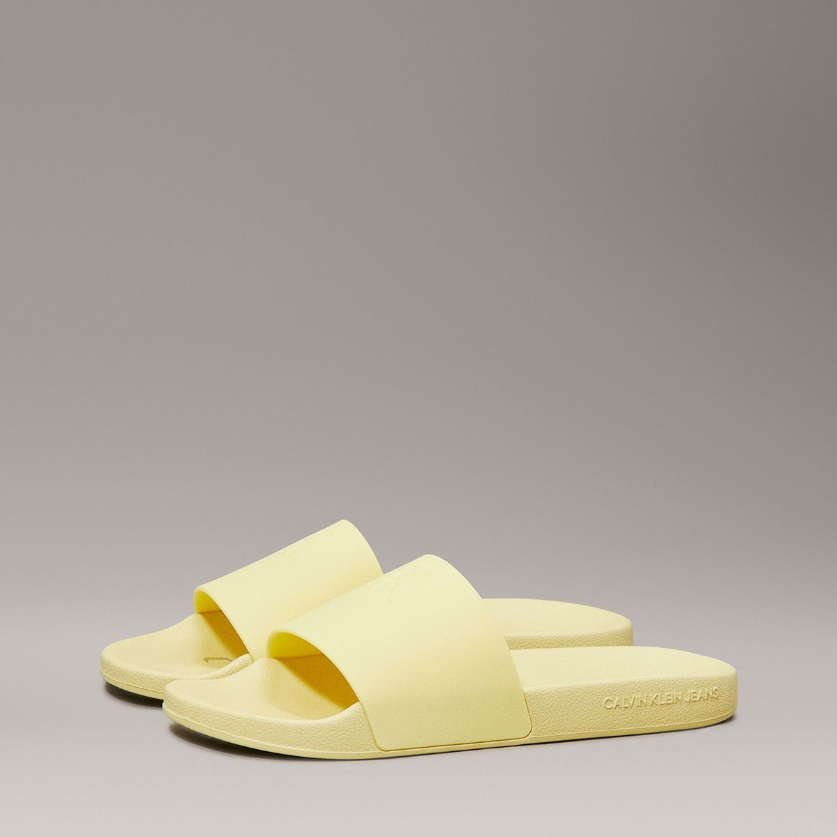 CALVIN KLEIN - Sandalias Slide Monogram Amarillo Calvin Klein