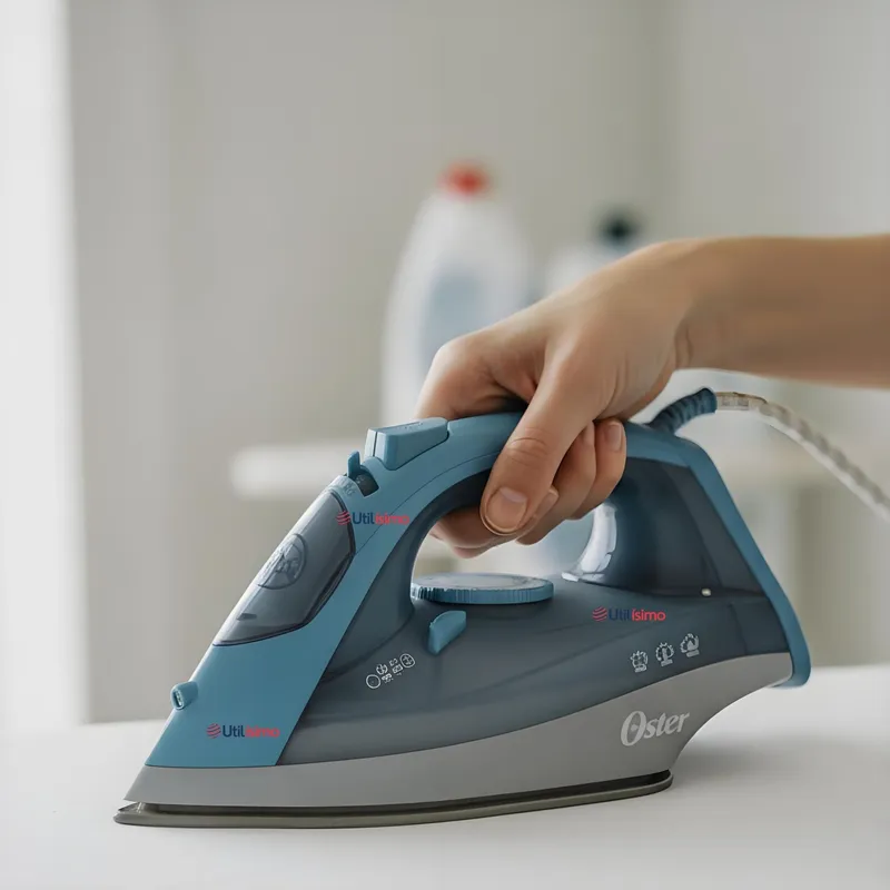 OSTER - Plancha de vapor Oster® con base de cerámica GCSTBS6052